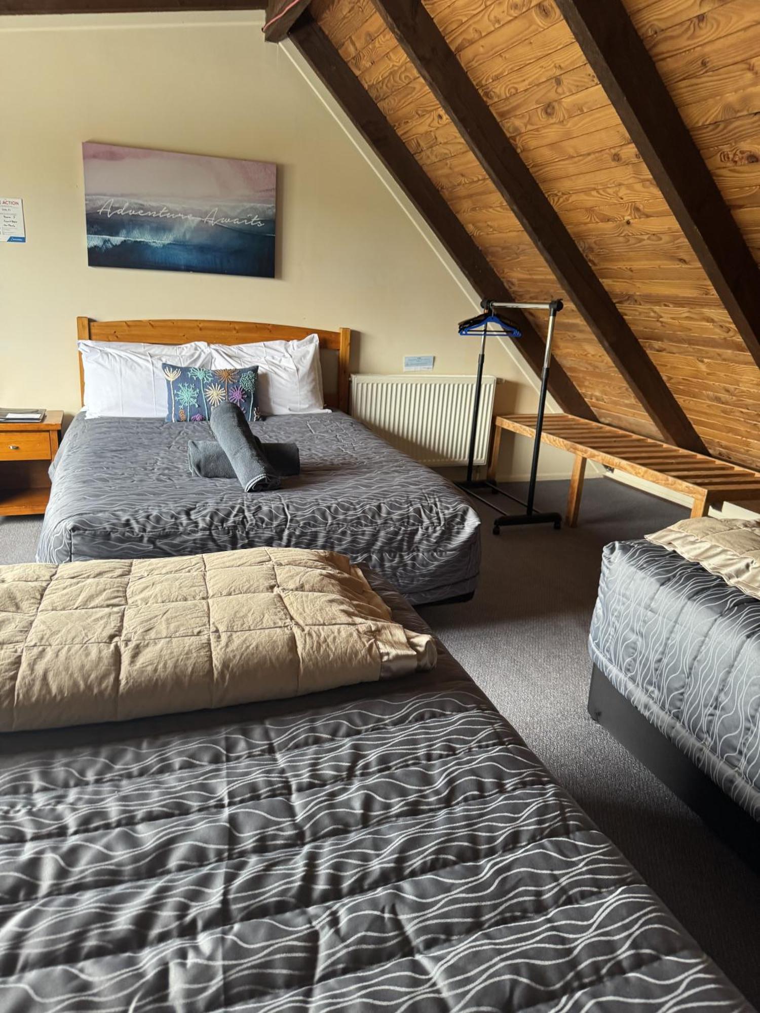 Adventure Lodge And Motels And Tongariro Crossing Track Transport National Park Luaran gambar