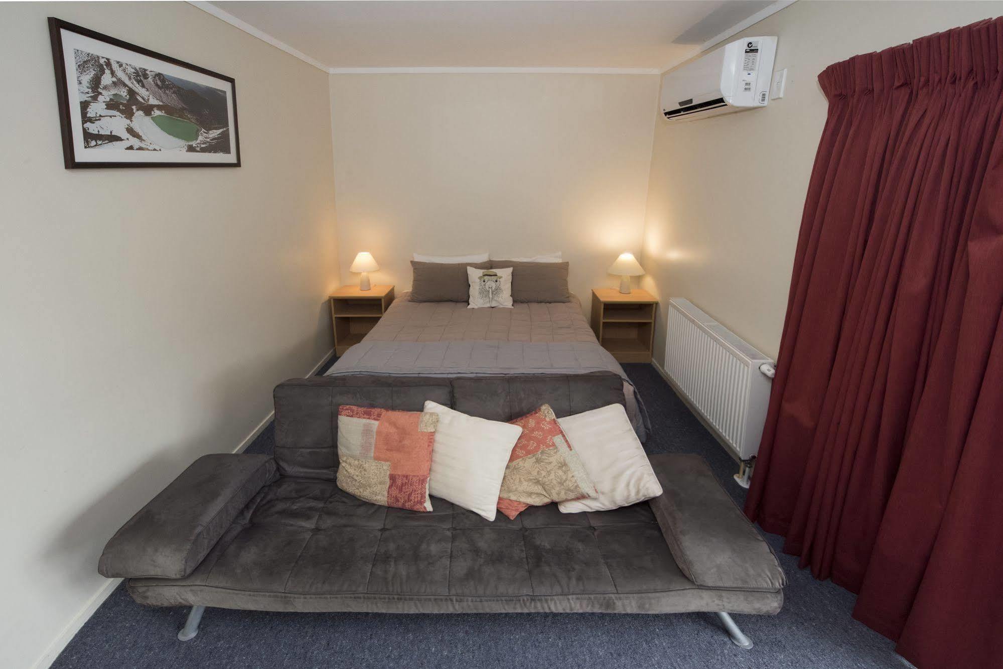 Adventure Lodge And Motels And Tongariro Crossing Track Transport National Park Luaran gambar