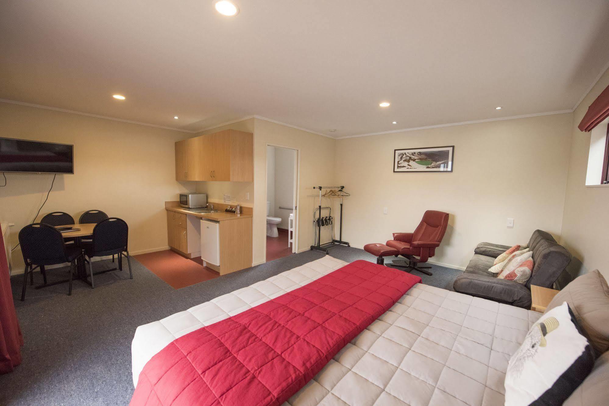 Adventure Lodge And Motels And Tongariro Crossing Track Transport National Park Luaran gambar