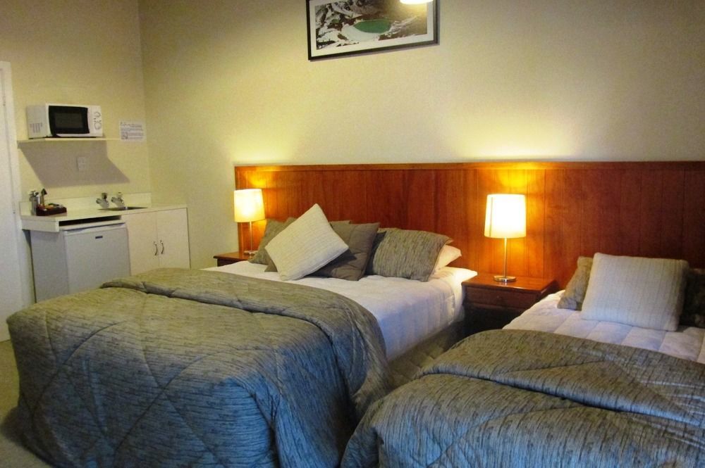 Adventure Lodge And Motels And Tongariro Crossing Track Transport National Park Luaran gambar